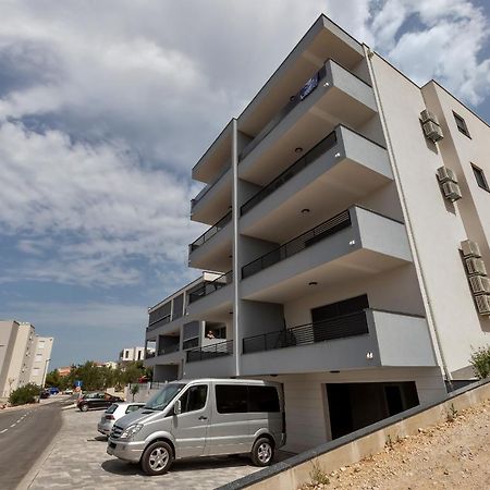 Luxury Apartment Adriasun Free Beach Parking Makarska Exterior photo