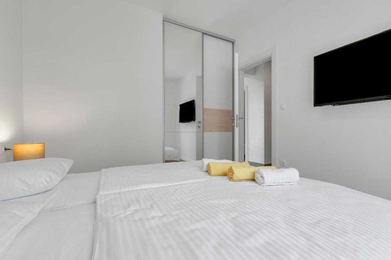 Luxury Apartment Adriasun Free Beach Parking Makarska Exterior photo