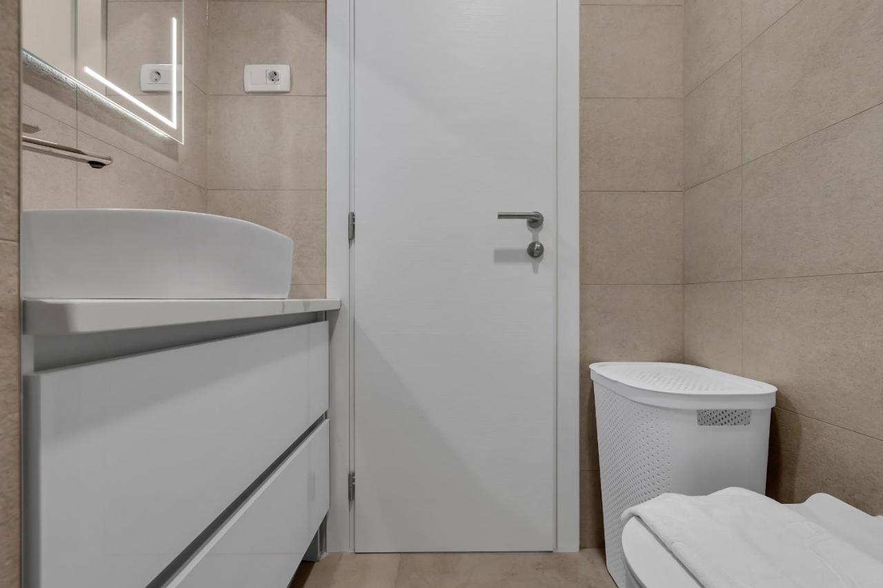 Luxury Apartment Adriasun Free Beach Parking Makarska Exterior photo