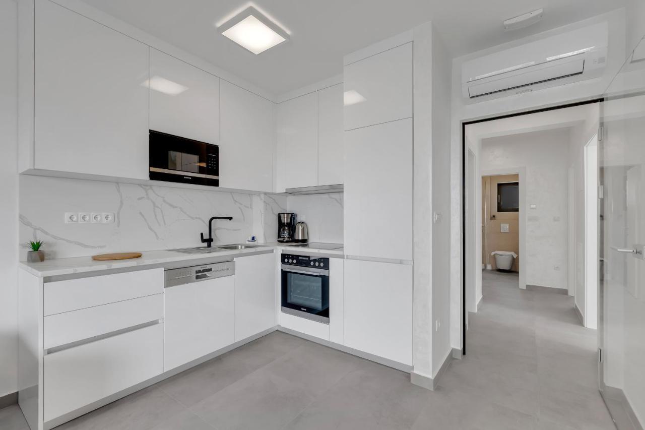 Luxury Apartment Adriasun Free Beach Parking Makarska Exterior photo